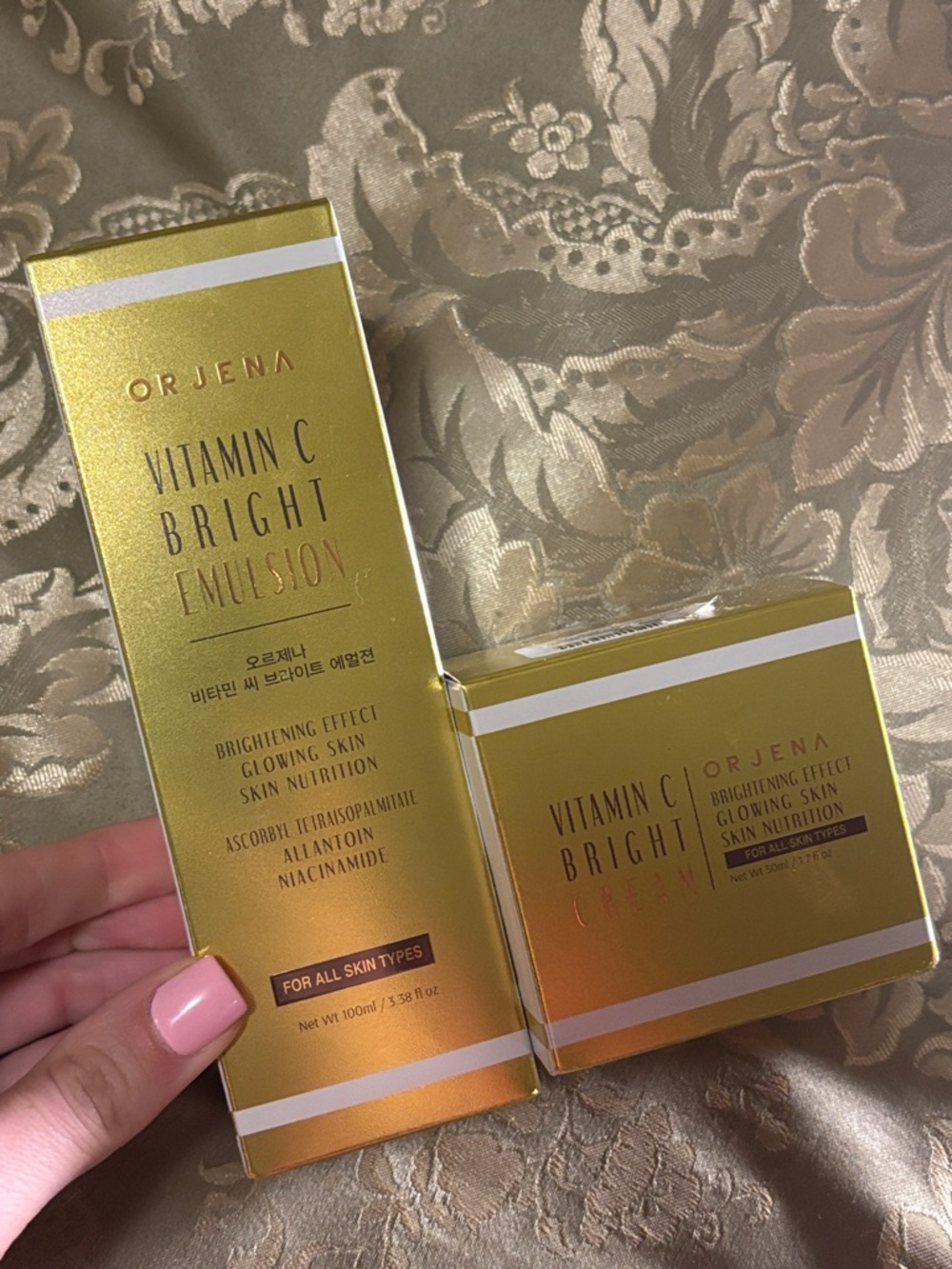 Vitamin C Bright Cream — Gold Radiance Moisturizer